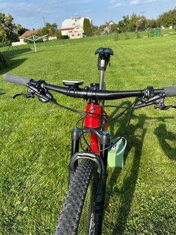 Celoodpružené karbonové kolo Trek Supercaliber 9.8.vel.L - 3