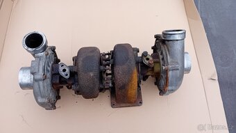 2x turbodmychadlo Tatra V12 K36 - 3