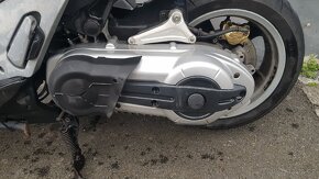 Gilera Nexus 500, motor a díly - 3