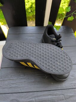 Tenisky Adidas 37 - 3