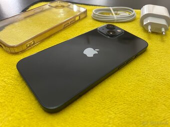 iPhone 13 – 128 GB, černá barva - 3