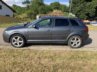 Audi A3 Sportback - 3