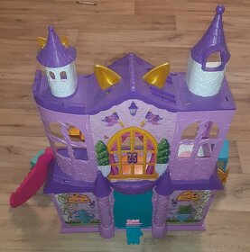 Enchantimals Královský palác Royal
 - 3