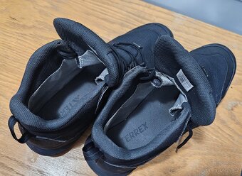 Outdoorové boty Adidas TERREX vel. 46 - 3