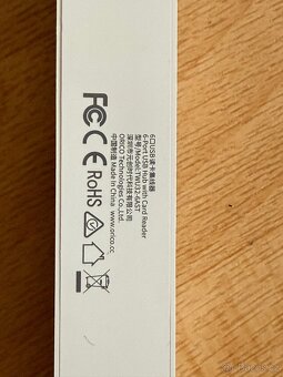 Prodám USB hub ORICO TWU32-6AST + SD 15cm bílý - 3