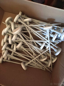 Montážní prvek pro hmoždinky - 3