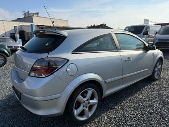 Opel Astra GTC 2.0 Turbo Cosmo - 3