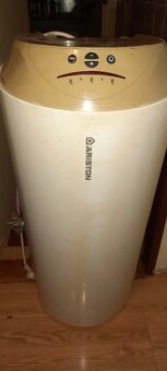 Bojler Ariston - 3