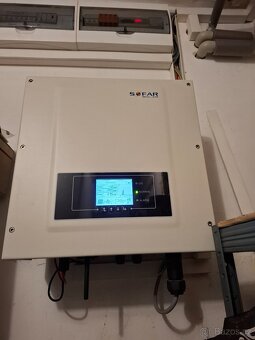 Střídač SOFAR - 3