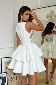 Nádherné bílé šaty vhodné na svatbu, ples a jiné události - 3
