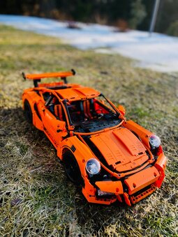 Porsche 911 GT3 rs - 3