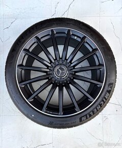 Letní sada Alu Kola Černý mat Mercedes R20 5x112 Originál - 3
