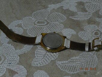 Hezké dámské hodinky Guess W95052L1 super cena - 3