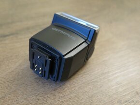 Olympus blesk FL-LM3 - 3