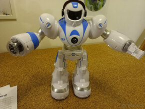 AllToys Robot Robin modro-bílý - 3