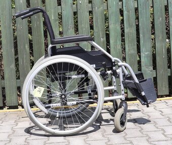 030-Mechanický invalidní vozík Meyra. - 3