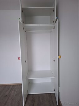 Ikea televizní stolek-masiv - 3