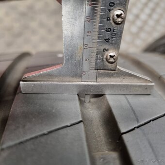 2x Letní 225/40 R19 5mm BRIDGESTONE - 3