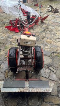 Traktor Robi - 3