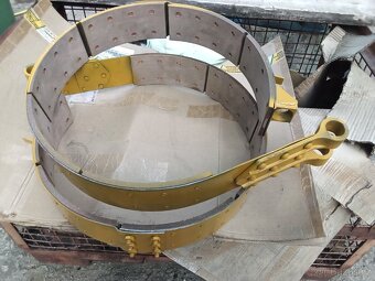 Brzdové pásy buldozér T130/T170 - 3