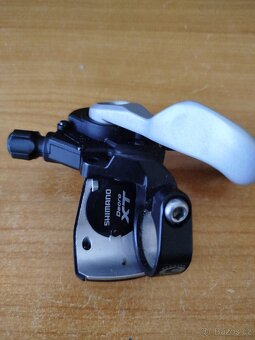 Shimano SL-M770 - levá páčka - 3