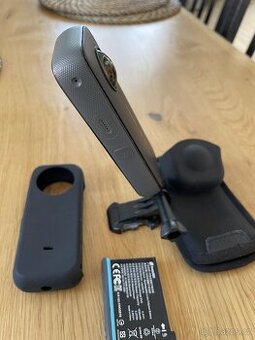 Insta360 ONE X2 360 ° kamera - 3