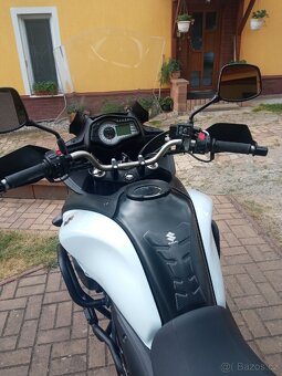 Suzuki DL 650 V strom - 3