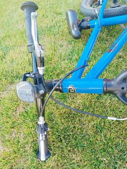 Modrý Kubike 16L - po 2 dětech - 3