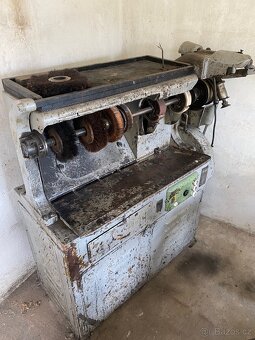 Obuvnický kombinovaný stroj - 3