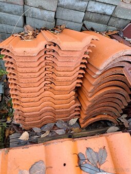 Tašky a hřebeny různé - 3