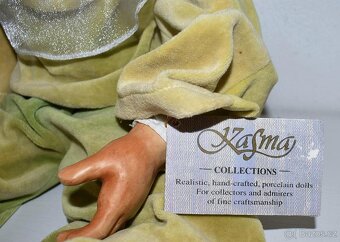 Sběratelská porcelánová figurka KASMA COLLECTION - 3