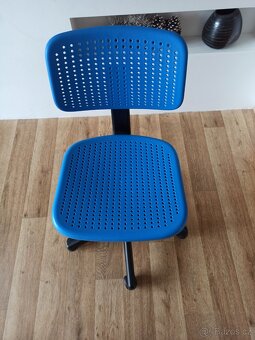 Dětská otočná židle IKEA Alrik - 3