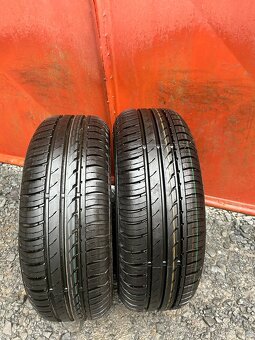 Prodám gumy 185/60/14 Continental - 3