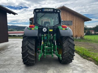 John Deere 6130M + čelní nakladač - 3