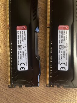 Pamet RAM FURY Black DDR4 2x4 GB - 3
