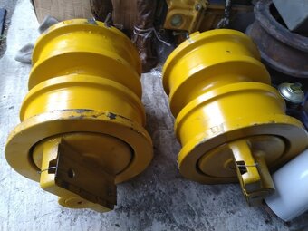 rolne pre buldozér T130/T170 - 3