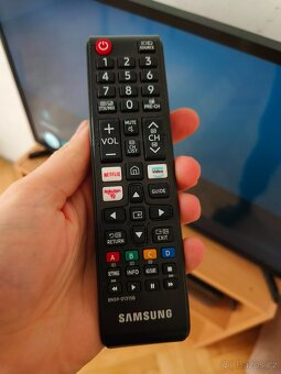 Samsung televize 81cm SMART - 3