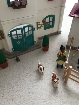 Schleich dům se stájí - 3