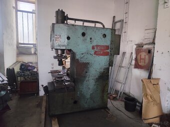 Hydraulický lis 40 t - 3
