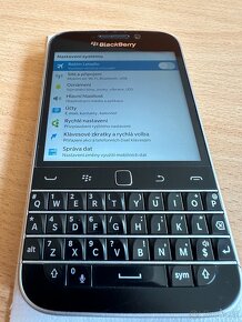 Blackberry Classic Q20 - 3