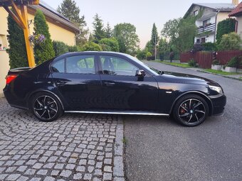 BMW 530 xDrive TOP STAV 164 000 km,garážované - 3