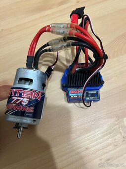Traxxas EVX-2 + TITAN 775 + batérie 8.4V 3000mah - 3