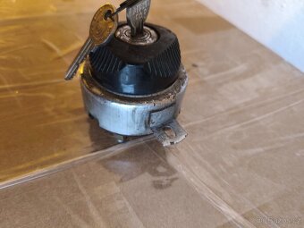 Spínací skříňka Jawa 250/559,350/360 panelka - 3