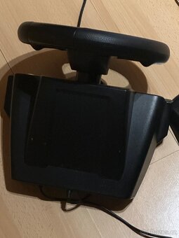 Herní volant Genius - 3