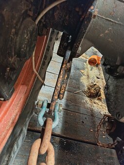 Držák čelního nakladace - 3