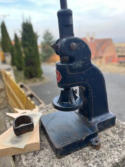 Výsekový lis Rafflenbeul Rio - 3