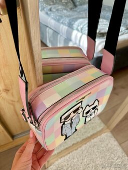 KOSTIČKOVÁ CROSSBODY KABELKA KARL LAGERFELD - 3