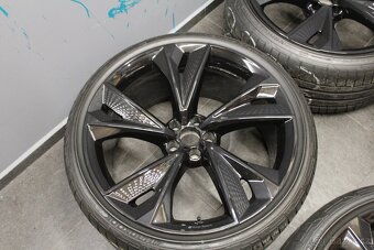 AS326 Letní zánovní ALU Audi RS6 RS7 22" 285/30/22 - 3