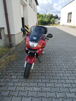 Honda NT650V Deauville - 3