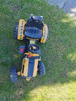 DĚTSKÝ TRAKTOR - Elektrický pohon, vhodné od 3 let. - 3